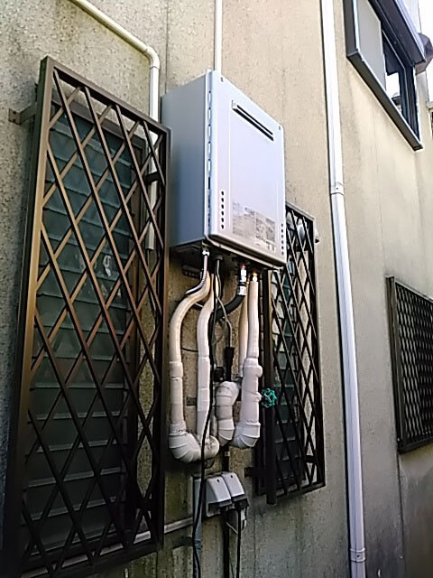 屋外式給湯器　GT-C2462SAWX BL