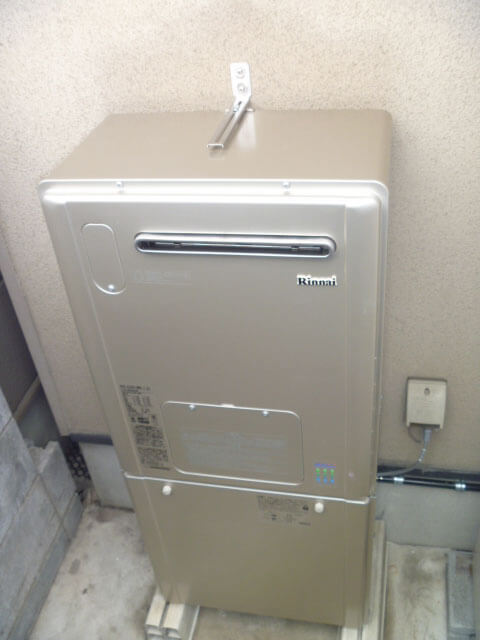 屋外式給湯暖房機エコジョーズ　RVD-E2401SAW2-1(A)