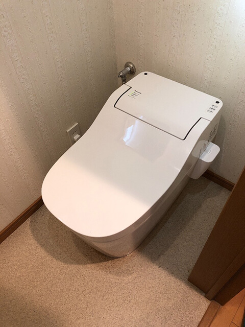 高槻市でトイレ取替え