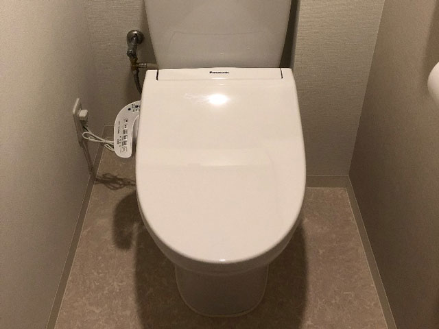 東大阪市でシャワートイレ交換