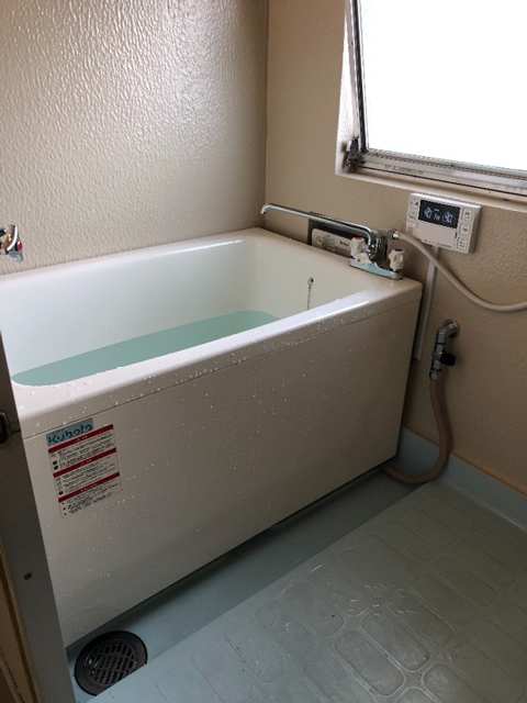 東大阪市で団地風呂浴槽セット設置