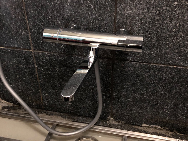 吹田市で浴室水栓交換