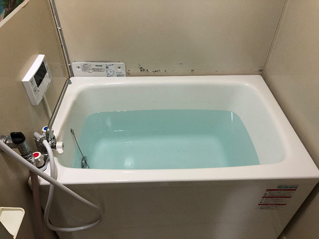 京都府京都市伏見区で団地風呂浴槽セット交換