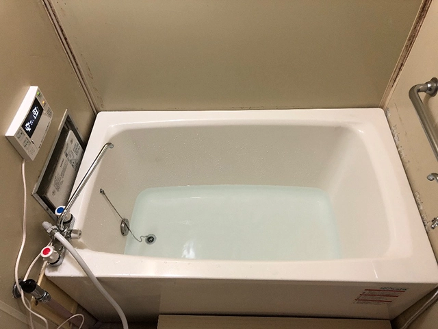 大阪府吹田市にて団地風呂浴槽セット設置 リンナイRUF-HA163A-E