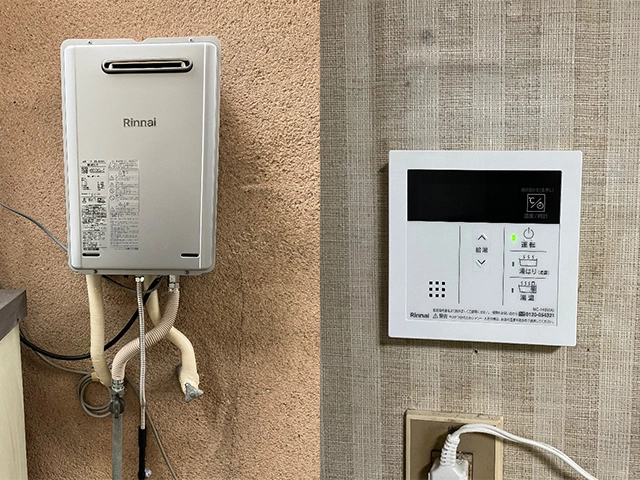 奈良県大和郡山市にて屋外式給湯器取替え  リンナイウルトラファインバブル搭載20号給湯専用