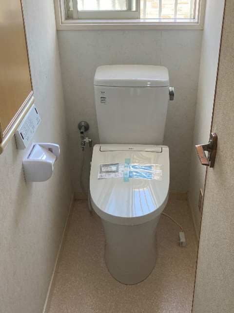 奈良県吉野郡にてトイレ交換 リクシルアメージュ便器アクアセラミックシャワートイレKA31