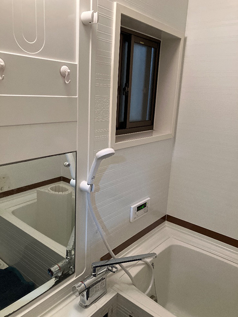 大阪府東大阪市にて浴室サーモ付きシャワー水栓交換 リクシルBF-WM646TSG(300)