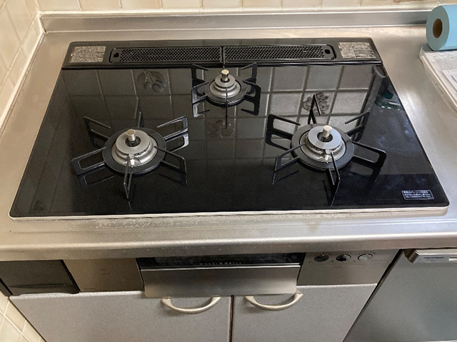 大阪府大阪市東住吉区にてビルトインコンロ交換 ノーリツプログレトリアングルブラックガラス