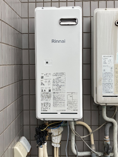 大阪府大阪市東成区にて暖房専用熱源機交換 リンナイRH-61W(A)からRH-62W
