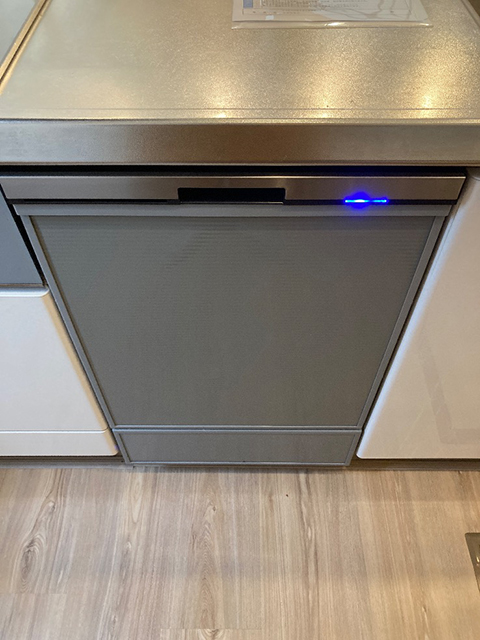 大阪府八尾市のビルトイン食洗機交換｜三洋電機 DW-SP45B からパナソニック NP-45BD1S